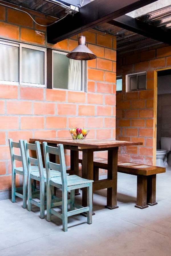 Medellin Backpacker Hostel Ngoại thất bức ảnh