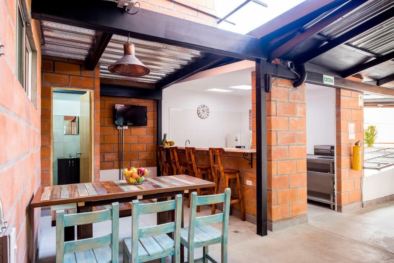 Medellin Backpacker Hostel Ngoại thất bức ảnh