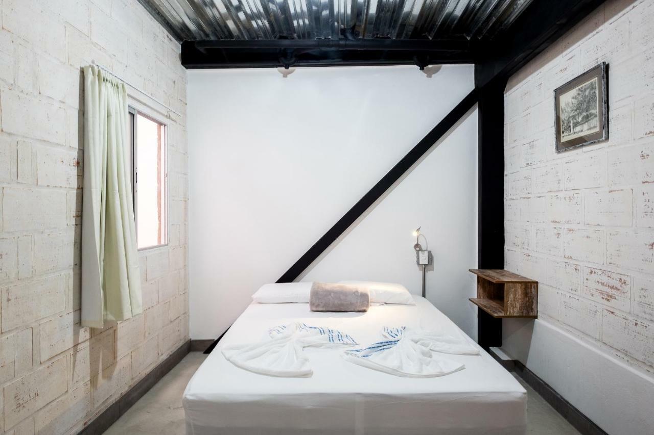 Medellin Backpacker Hostel Ngoại thất bức ảnh